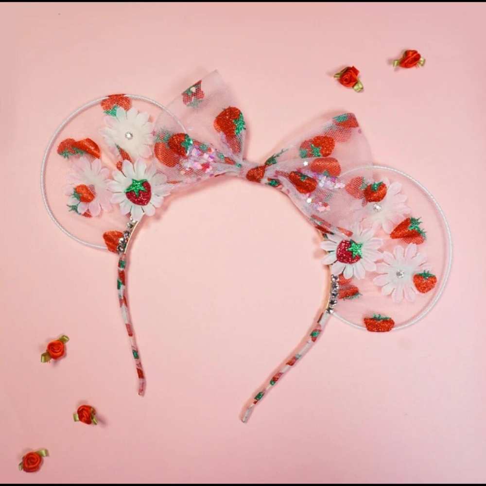 Strawberry Minnie Ears